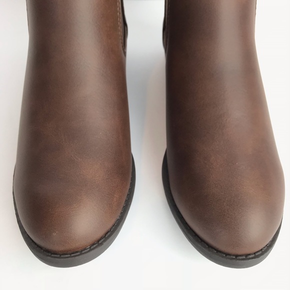 Short Brown Booties with Lace Up Detail - Picture 5 of 8